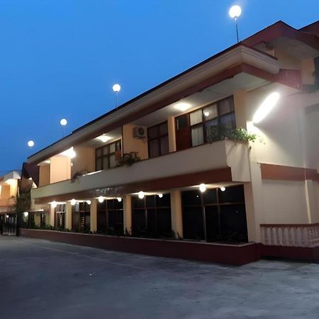Hotel Benteng Bukittinggi Exterior photo
