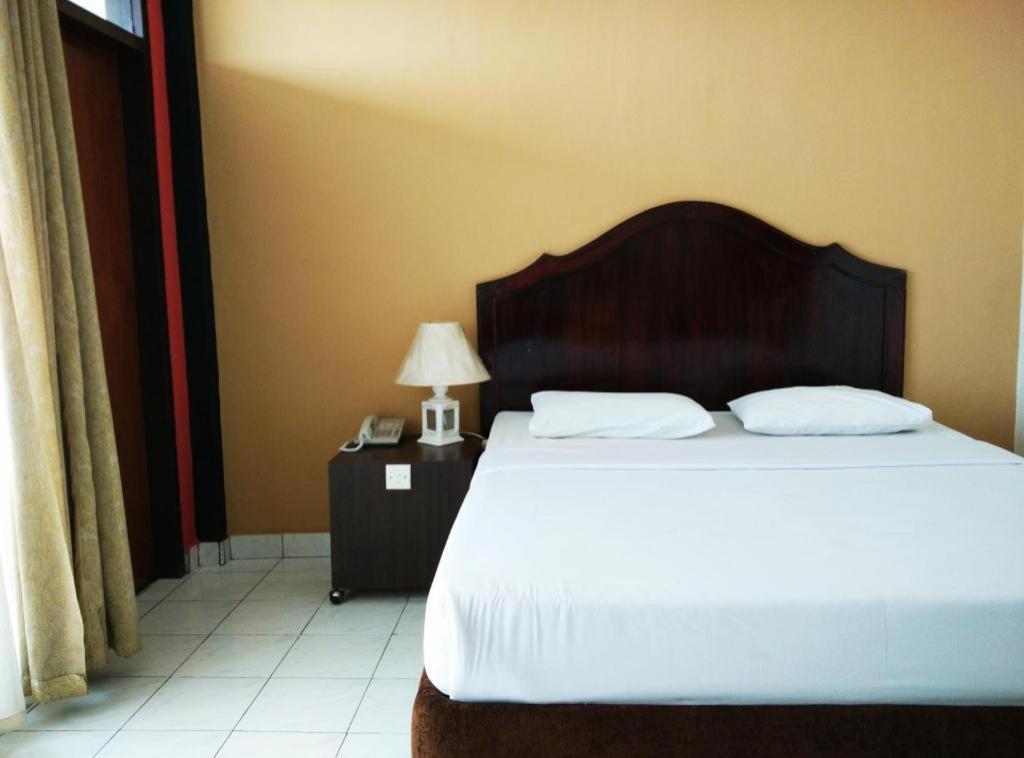 Hotel Benteng Bukittinggi Exterior photo