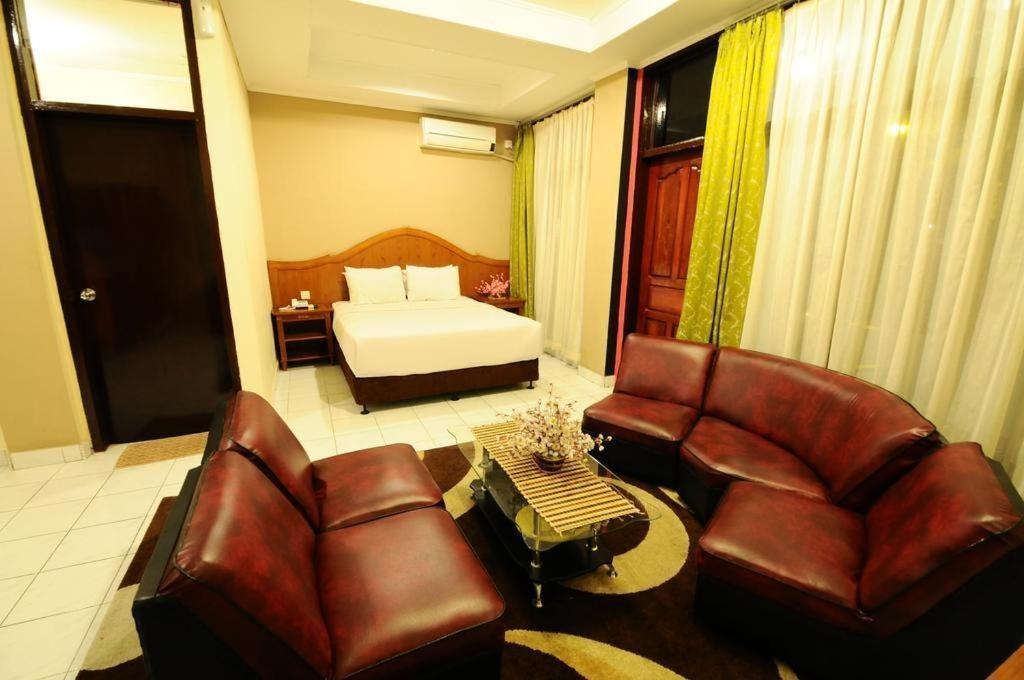 Hotel Benteng Bukittinggi Exterior photo