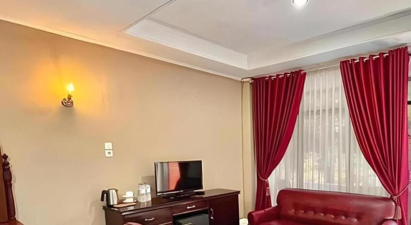 Hotel Benteng Bukittinggi Exterior photo